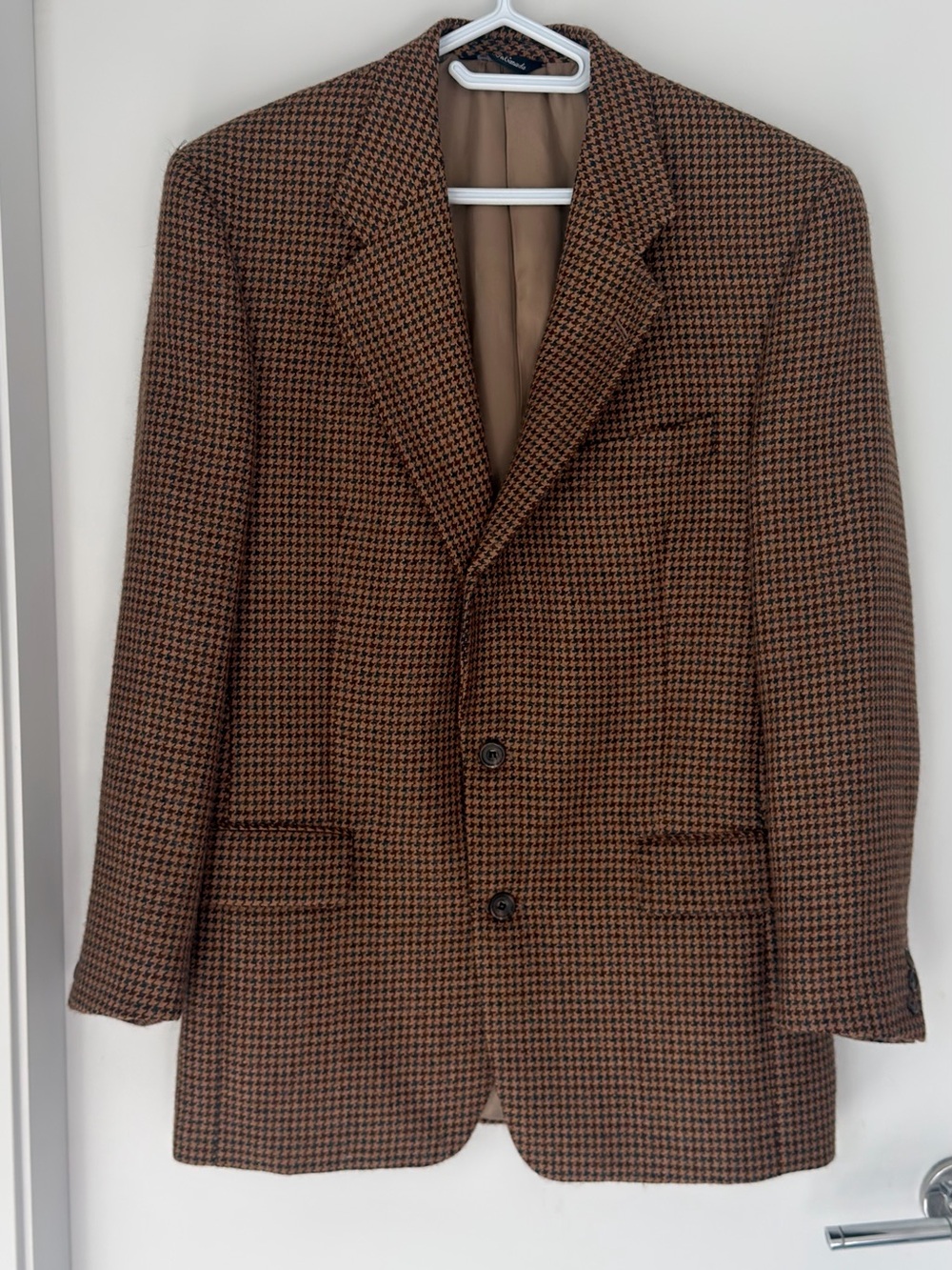 Hardy Amies Brown Houndstooth Blazer